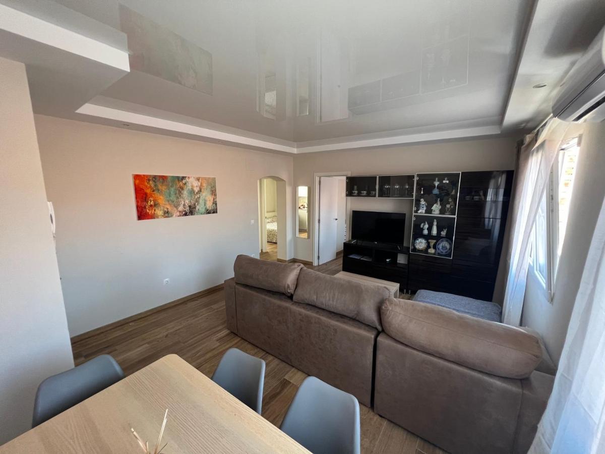 Genuar Apartments Malaga Center. Free Parking Zewnętrze zdjęcie