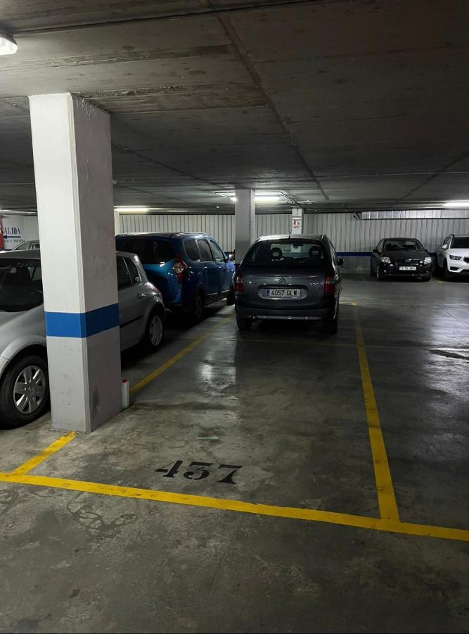 Genuar Apartments Malaga Center. Free Parking Zewnętrze zdjęcie