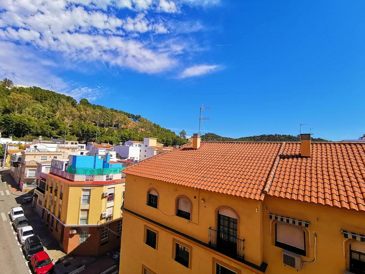 Genuar Apartments Malaga Center. Free Parking Zewnętrze zdjęcie