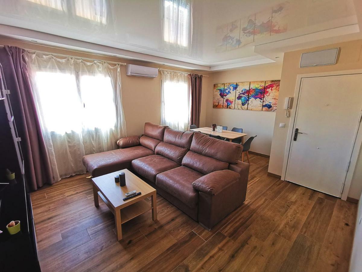 Genuar Apartments Malaga Center. Free Parking Zewnętrze zdjęcie